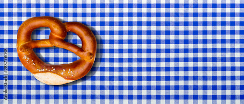 Blau-weiß Karierte Tischdecke mit Brezel