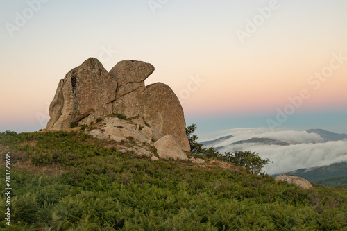 Il megalite Aquila delle Rocche dell'Argimusco in Montalbano Elicona, Sicilia