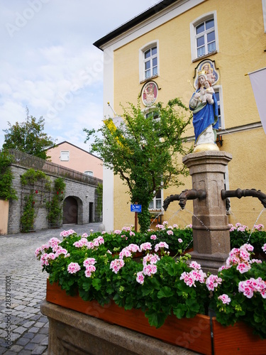 Marienbrunnen am Stadtplatz in Furth im Wald photo