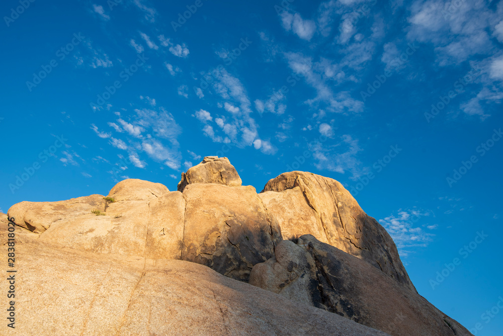 Fototapeta premium rock formations in the Alabama Hills of the Eastern Sierra Nevada mountains California USA