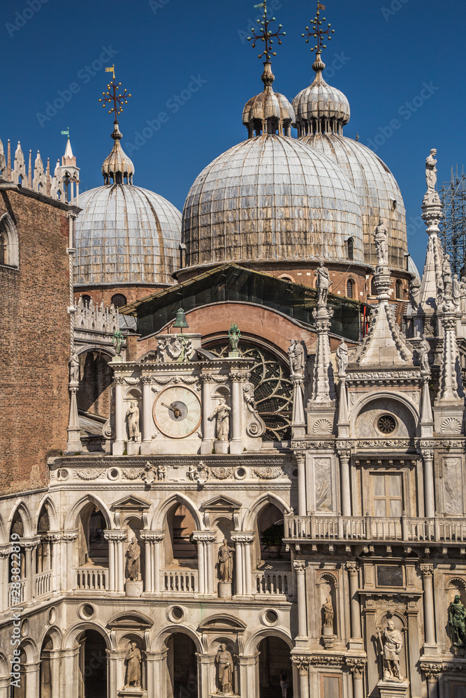 Obraz premium Views of streets and canals in Venice Italy