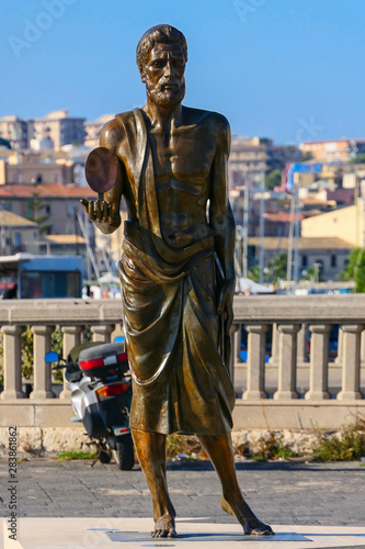 Syracuse, Sicily, Italy A statue of Archimedes on a main square. The town was his birthplace.