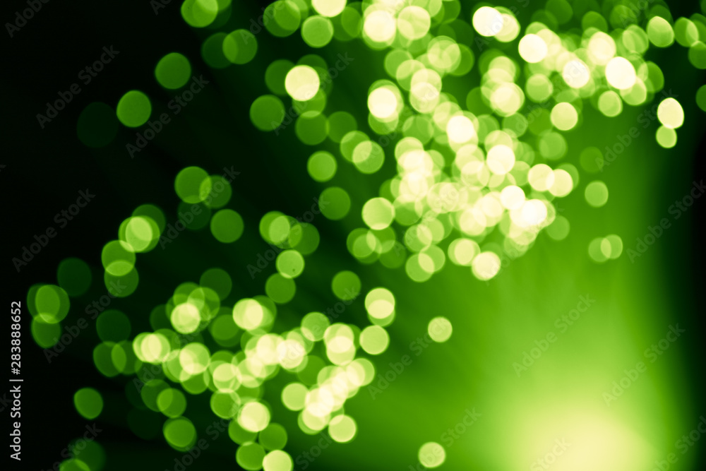 Defocused green lights optical fiber