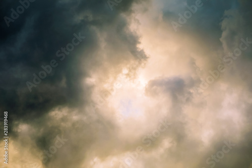Wolken Wolkenformation Sonne und Himmel