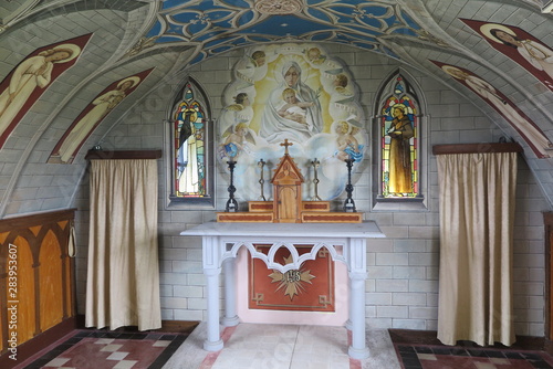 Italienische Kapelle auf der schottischen Insel Lamb Holm, Orkney photo