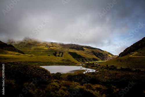 laguna negra, nevado, nevado del ruis, paisaje, verde  photo