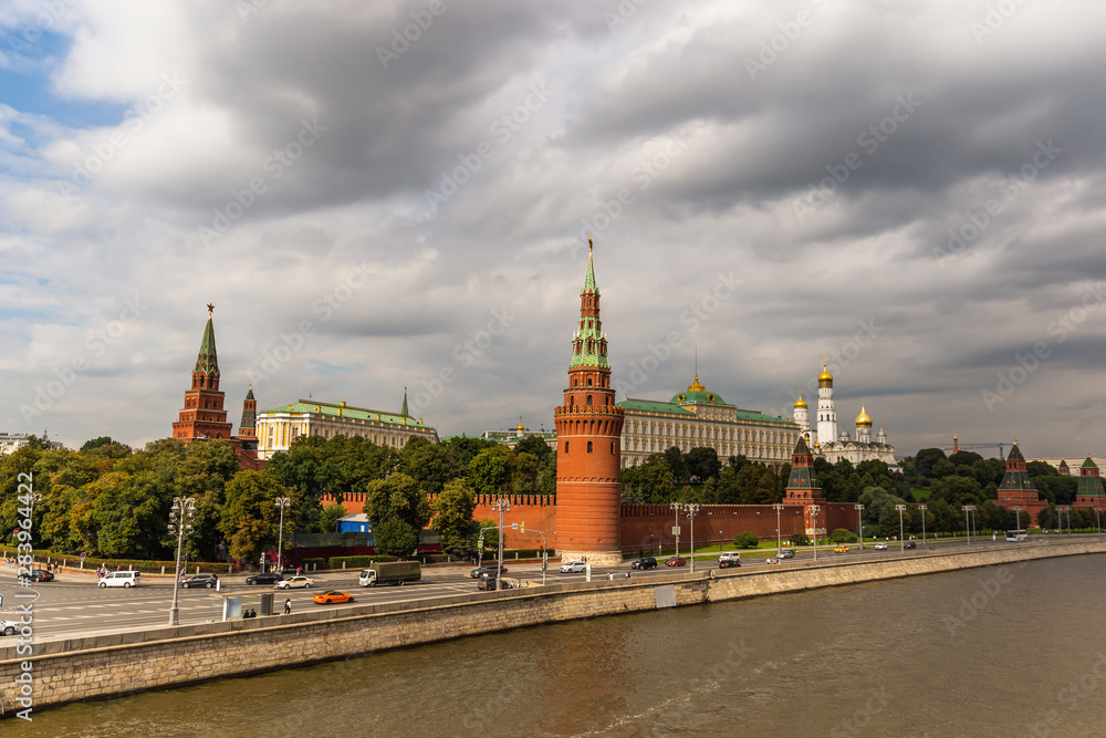 Landscape overlooking the river and buildings of the Moscow Kremlin.