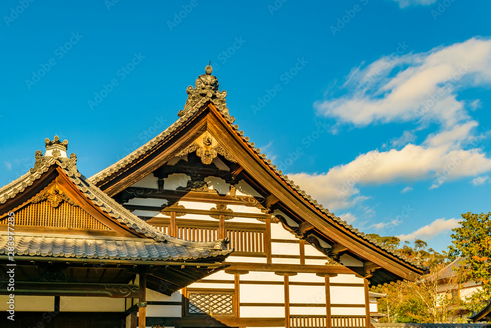 Obraz premium Temple Facade, Kyoto, Japan