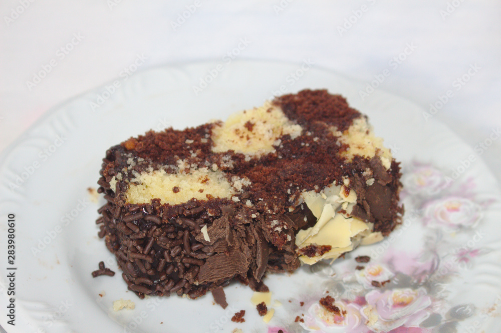 Bolo xadrez de chocolate com leite Bolo xadrez de chocolate com leite
