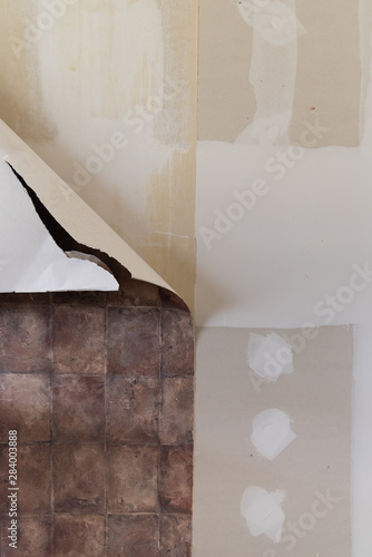 peeling wallpaper