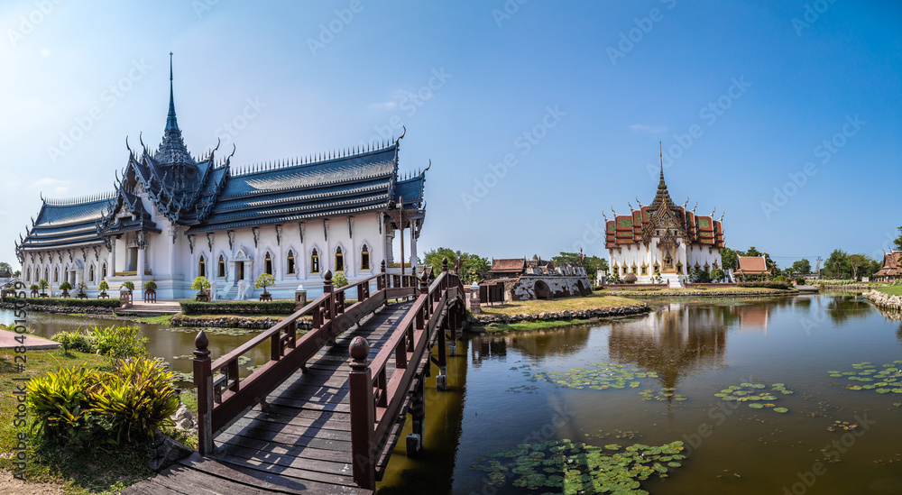 Obraz premium Temples in Ancient City Muang Boran in Bangkok Thailand