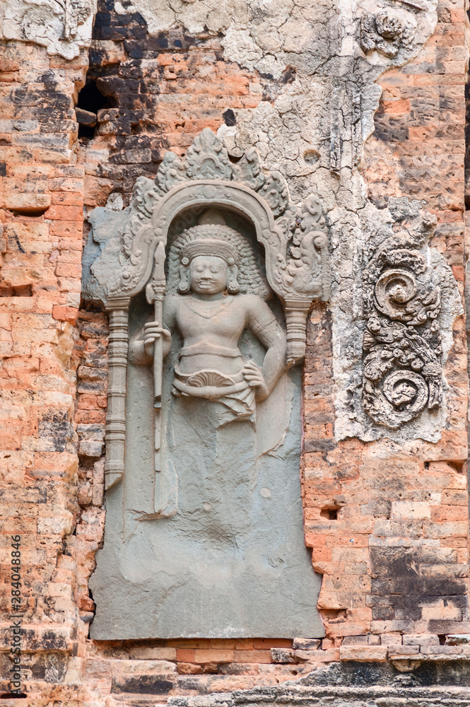 Preah Ko Bas Reliefs