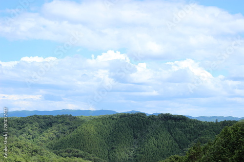 青空と山