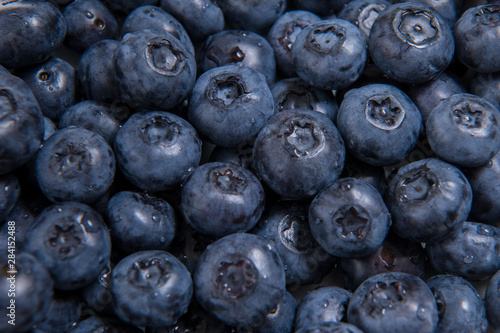  Clean freshly picked blueberries - close up studio shot. ( Ingredients:  Antioxidants , Vitamin C, Antioxidant) photo