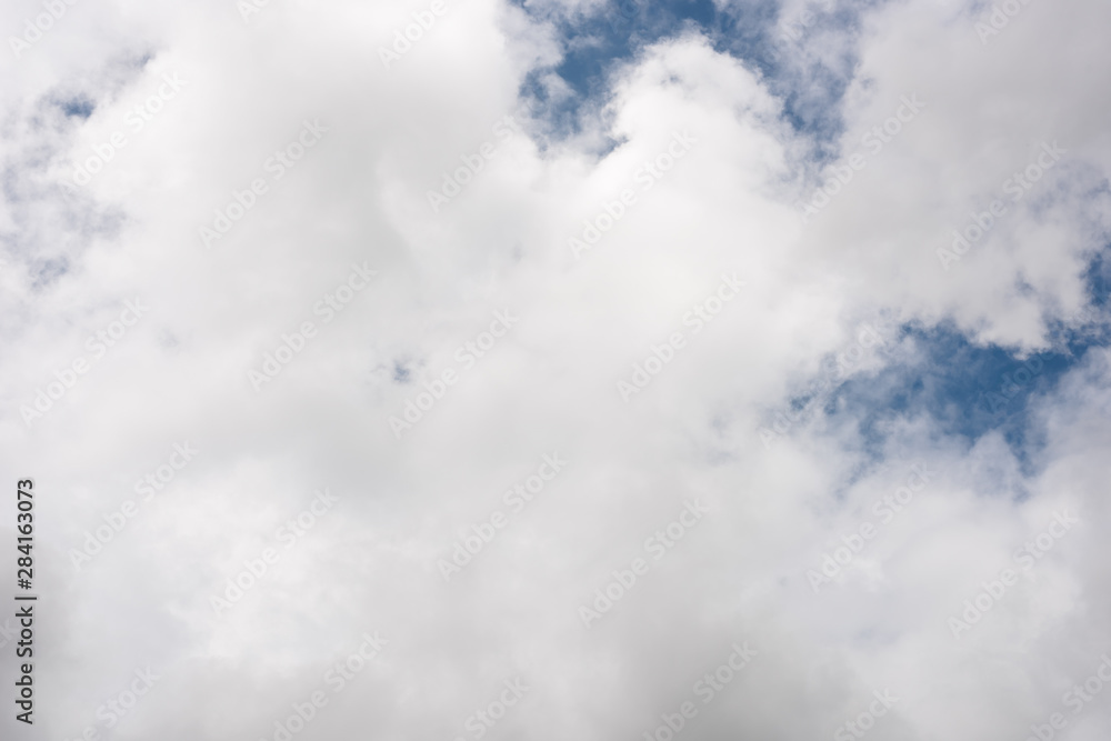 Obraz premium cloudy sky with heavy clouds