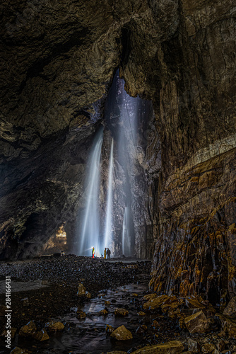 Canvas Print Underground waterfalls and river at Gaping Gill, Yorkshire