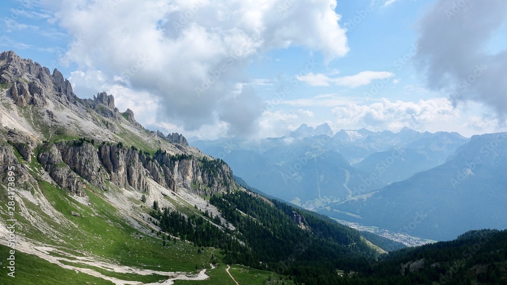 Obraz premium Wanderung im Rosengarten, Dolomiten Südtirol, Hochgebirge