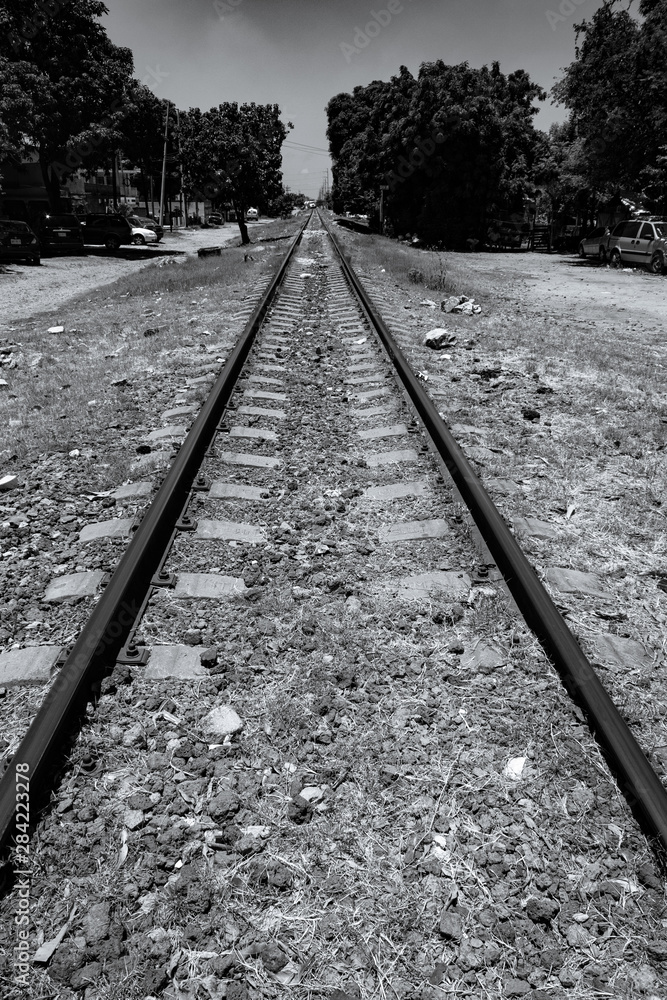 railroad tracks 