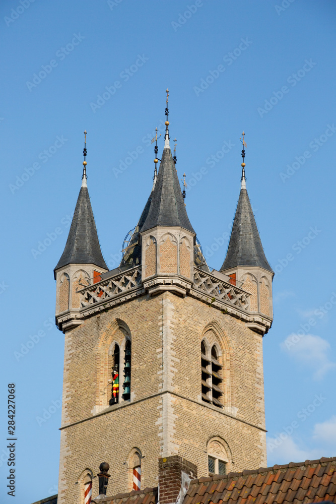 historischer Glockenturm von 1396