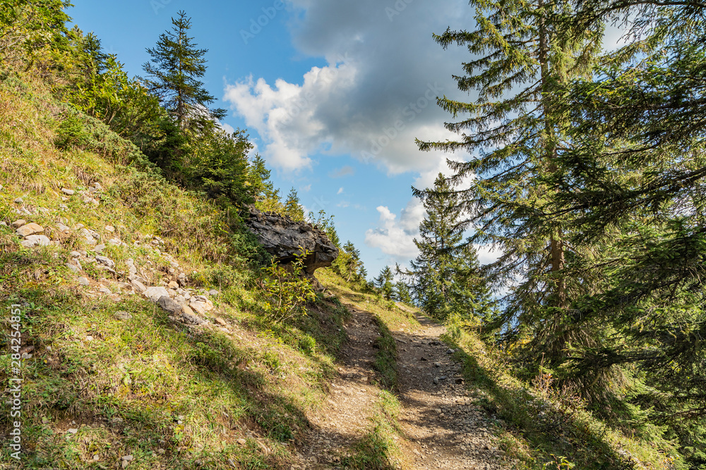 Obraz premium View to steep Hiking trail at Hoher Ifen / Austria