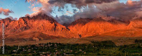 Aladaglar panorama, Demirkazik mount, Taurus Mountains