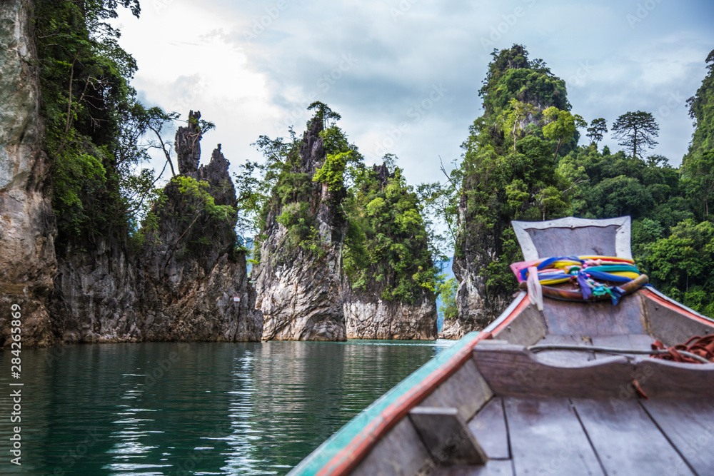 Obraz premium Khao Sok national park views in Thailand