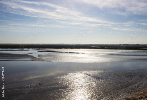 Wallpaper Mural Blick auf den Atlantik von Mont St. Michel Normandie Frankreich Torontodigital.ca
