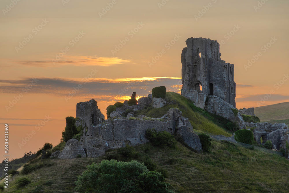 Fototapeta premium Corfe Castle, Dorset, England
