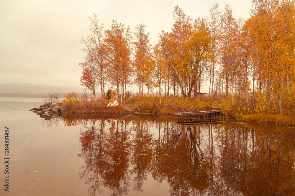 Obraz premium Autumn between villages nature and water in Scandinavia