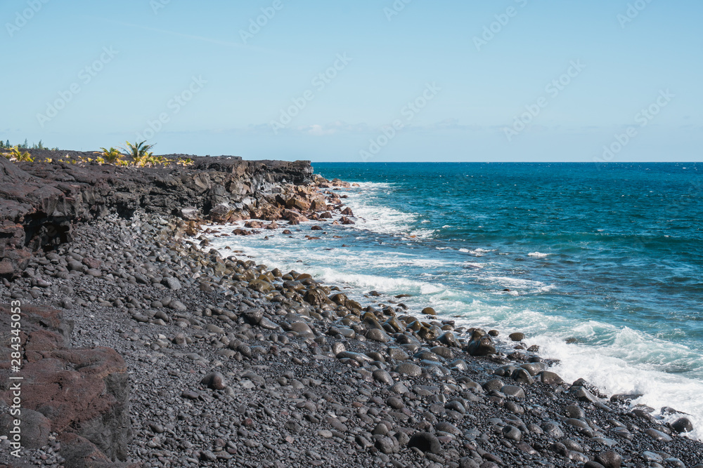 HAWAII, USA: black sand beach in Big Island.