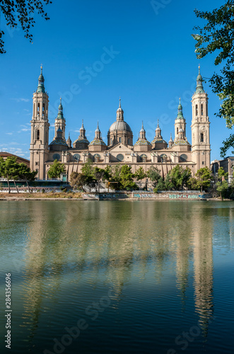 View of the cathedral of El Pilar de Zaragoza, on the banks of the River Ebro.