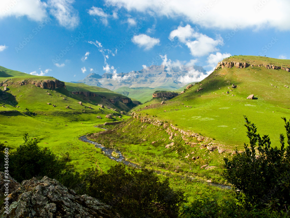 Longwall, Giant's Castle, Drakensberg Mountains, Central Berg, South Africa Longwall, Giant's Castle, Drakensberg Mountains, Central Berg, South Africa