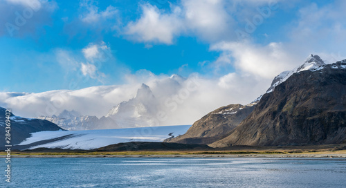 Obraz na plátně Fortuna Bay with Koenig Glacier, made famous by Ernest Shackleton's famous crossing of South Georgia