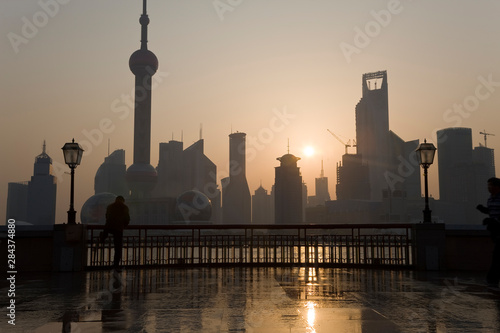 Early morning on The Bund, Shanghai, China © Peter Adams/Danita Delimont