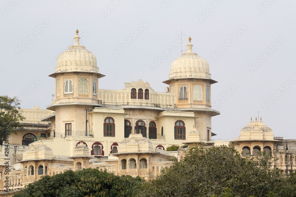 India, Rajasthan, Udaipur. City Palace of the Maharajah. Lake Pichola.