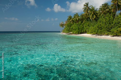 Maldives, North Male Atoll, Island of Kuda Bandos.