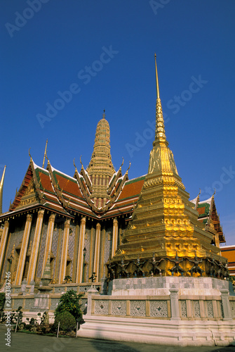 Asia, Thailand, Bangkok. Wat Phra Kaeo, chedi and royal pantheon.