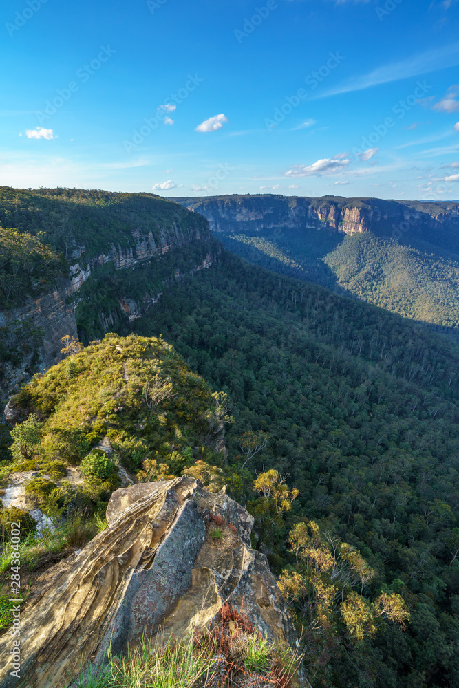 valley view lookout, blue mountains national park, australia 3