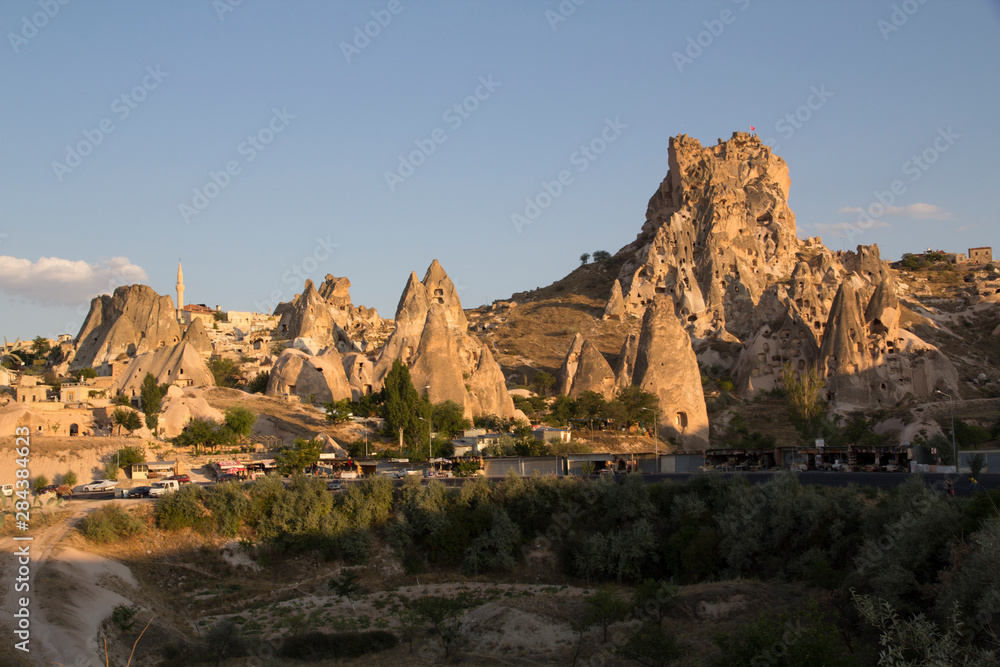 Turkey, Cappadocia is a historical region in Central Anatolia, largely in the Nevsehir, Kayseri, Aksaray and Nigde Provinces in Turkey.