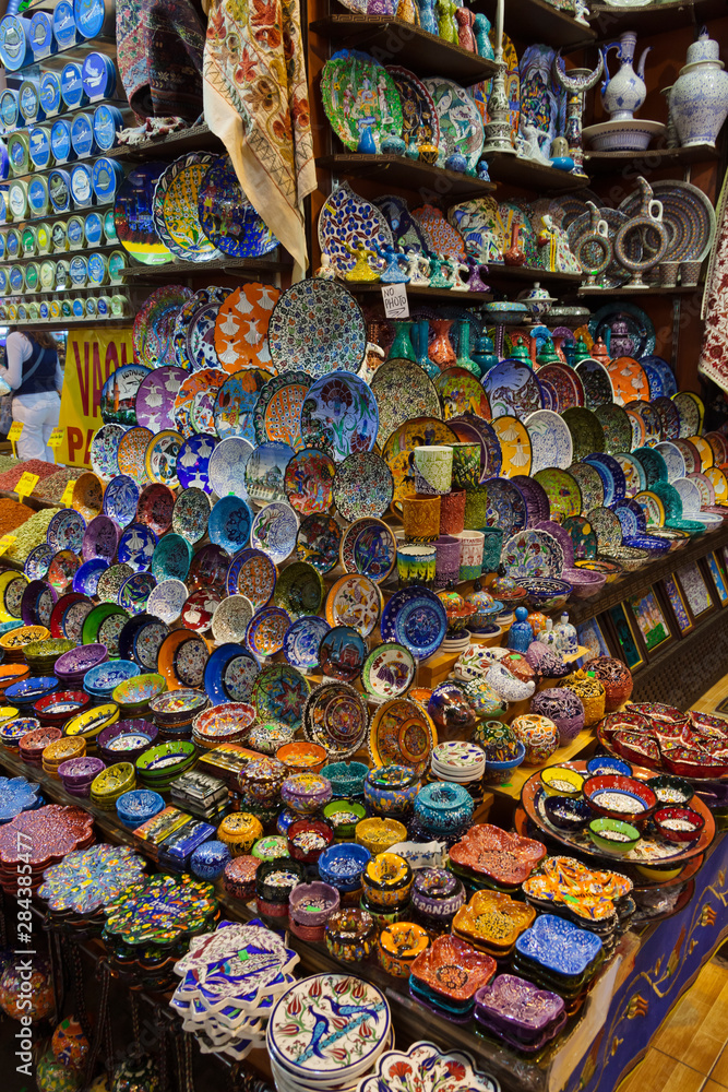 Selling pottery ware at Egyptian spice bazaar, Istanbul, Turkey