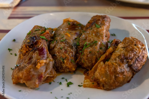 Sarma, Chou farci, Cuisine des Balkans