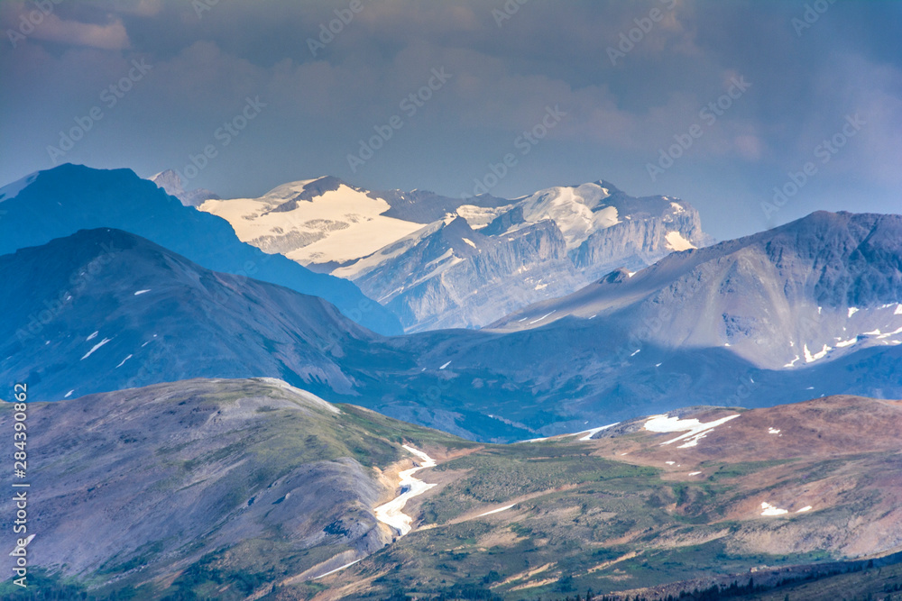 Fototapeta premium Canadian Rockies, Jasper National Park, Canada
