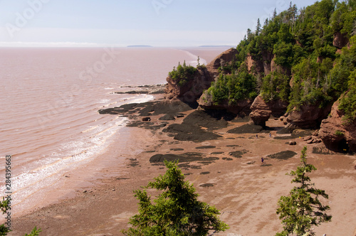 Canada, New Brunswick, Hopewell Cape, Bay of Fundy. Hopewell Rocks at low tide. Big Cove Lookout.