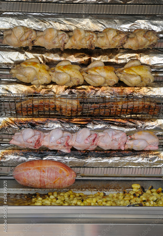 France, Burgundy, Nievre, Nevers. Fresh chicken at the street market