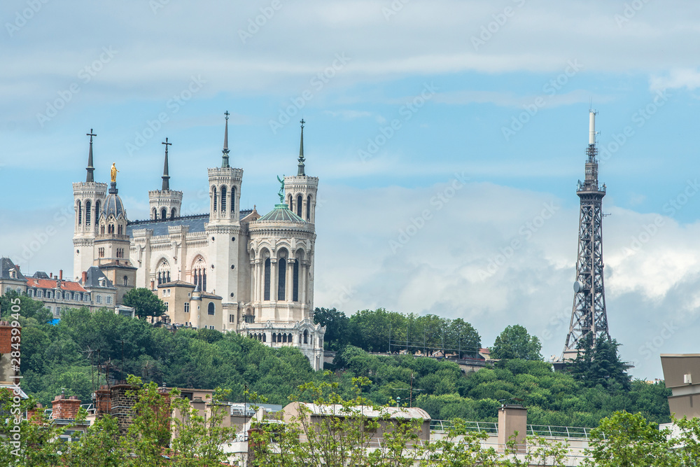 Fototapeta premium Notre Dame de Fourviere, Lyon, France, Europe