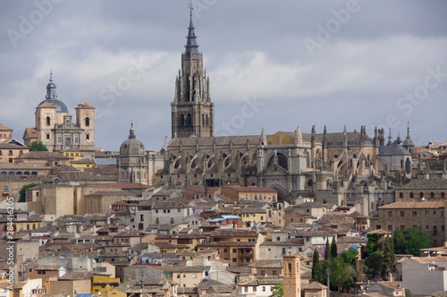 Spain, Castilla-La Mancha,Toledo. Overviews of historic city, Toledo Cathedral.