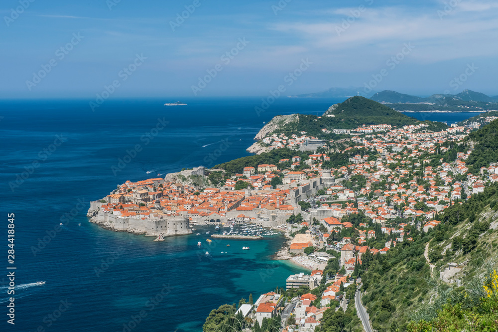 Fototapeta premium Croatia, Dubrovnik, Looking Down on Dubrovnik Old Town