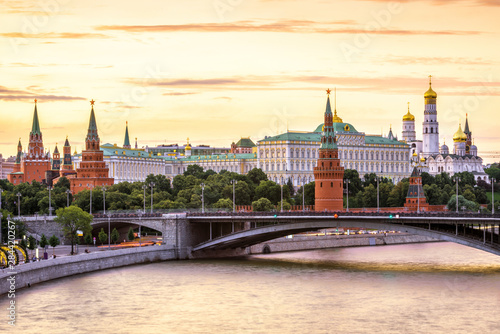 Valokuvatapetti Moscow Kremlin at Moskva River, Russia