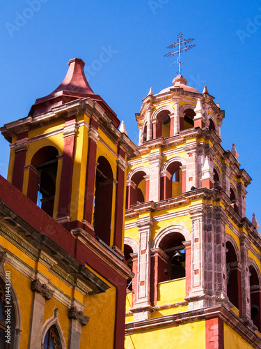 Mexico, Guanajuato, Basilica Colegiata de Nuestra with it's colorful Yellow