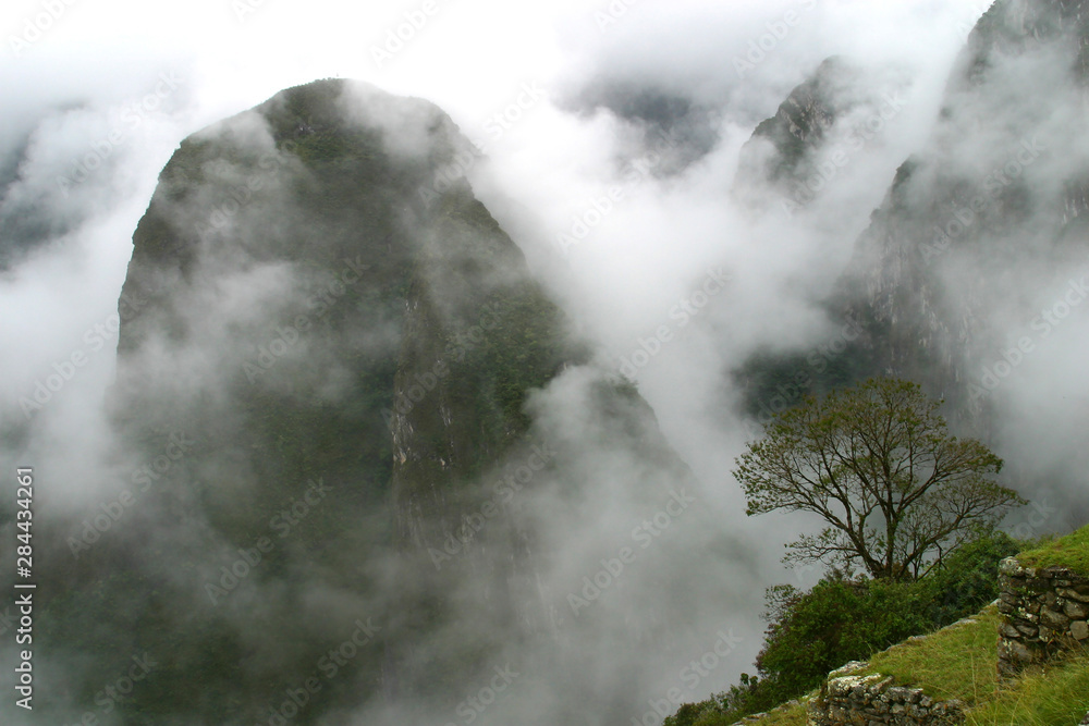 Peru, Machu Picchu, Valley in the Fog